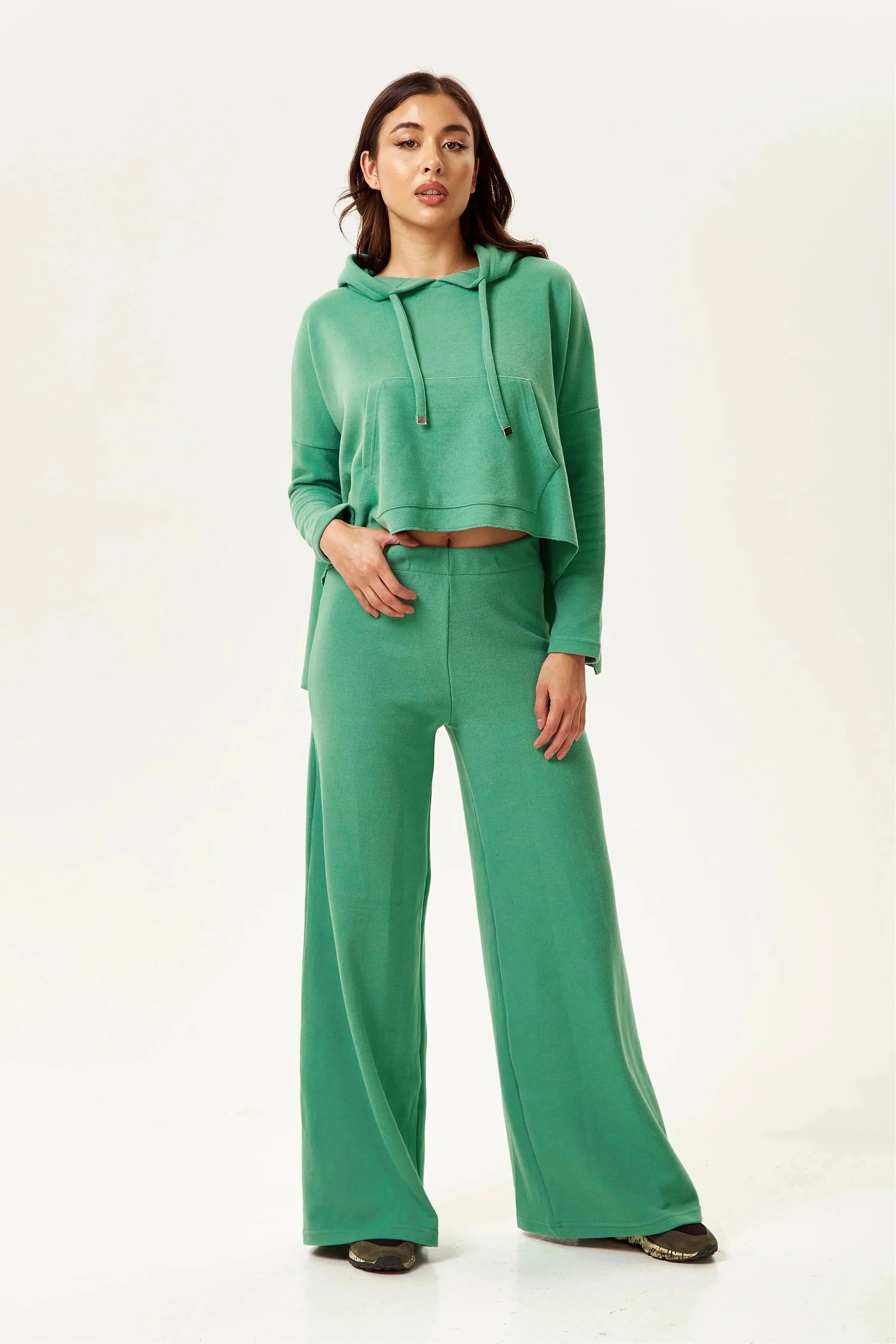 Liquorish Wide Leg Bottoms Pants In Green Crop Quality,