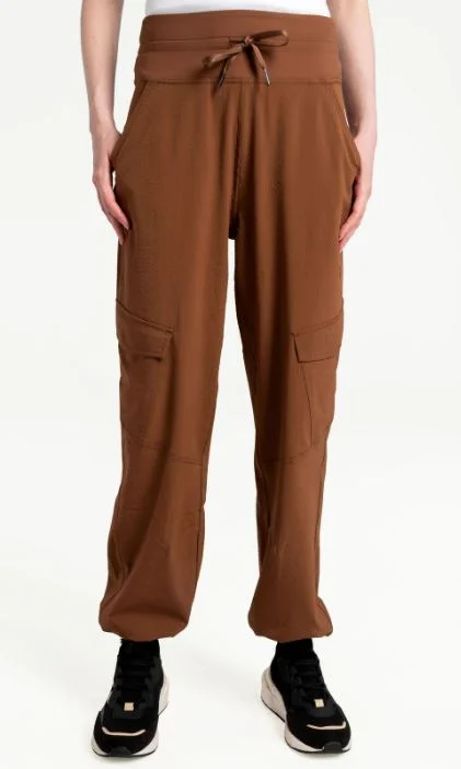 SALE! Women's Momentum Cargo Pant | Lole Quality Crop,